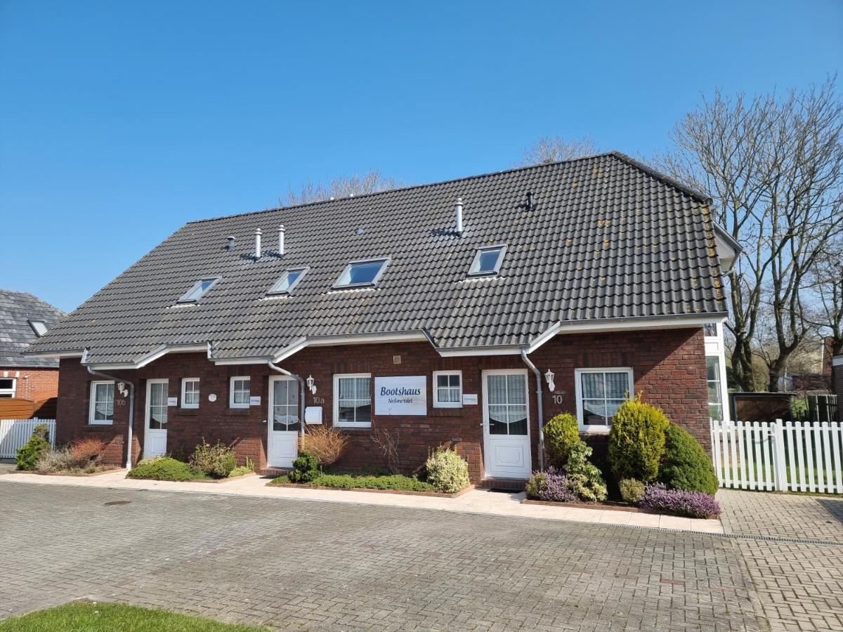 Ferienhaus Steuerbord Im Bootshaus Neßmersiel Exterior foto
